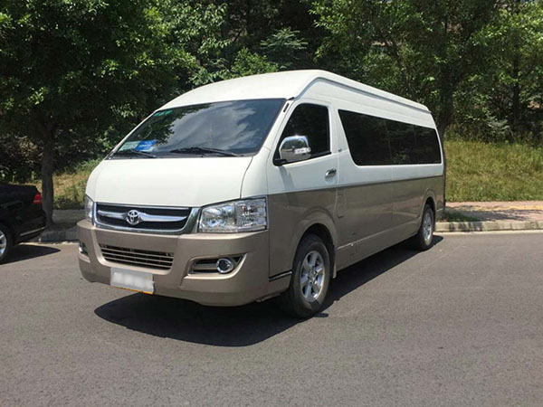 成都租海狮汽车